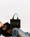 Tote black.webp