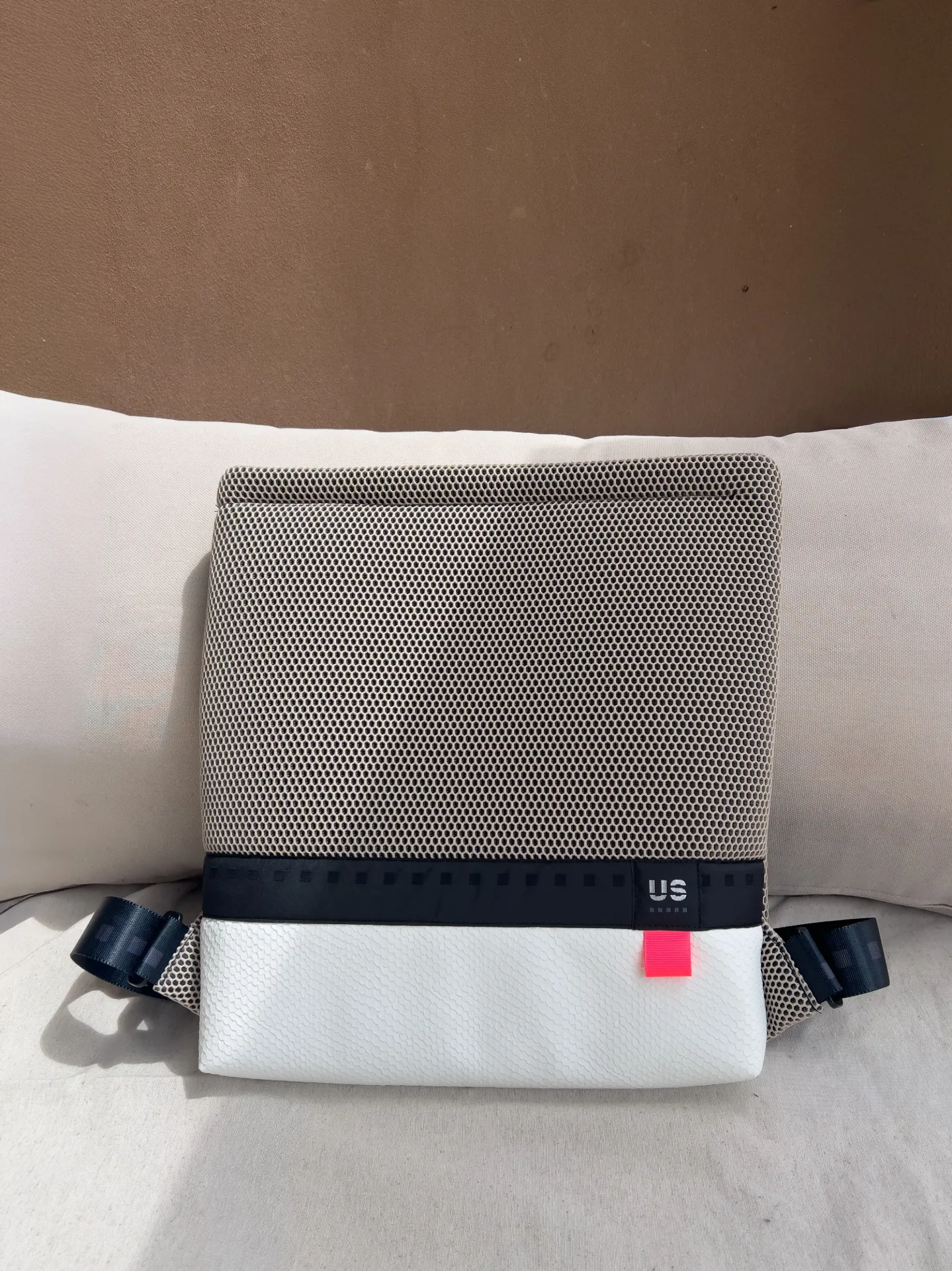 Backpack ONE (White Desert)
